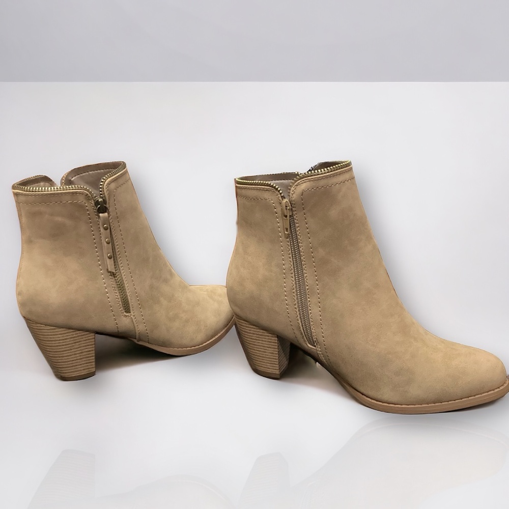 JustFab Women's Rayleene Bootie